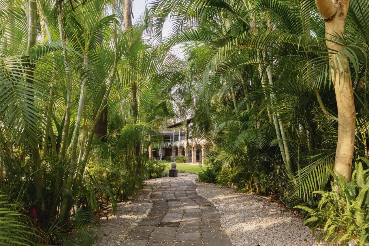 Anticavilla Hotel Restaurante & Spa (Adults Only) كويرنافاكا المظهر الخارجي الصورة