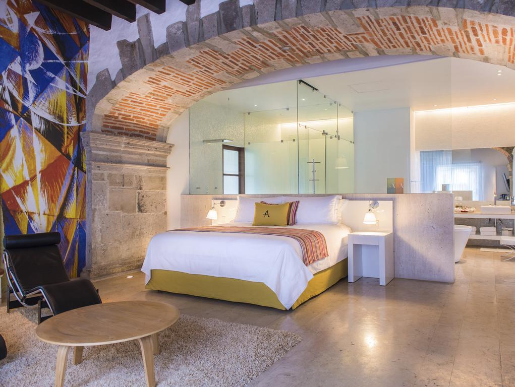 Anticavilla Hotel Restaurante & Spa (Adults Only) كويرنافاكا الغرفة الصورة